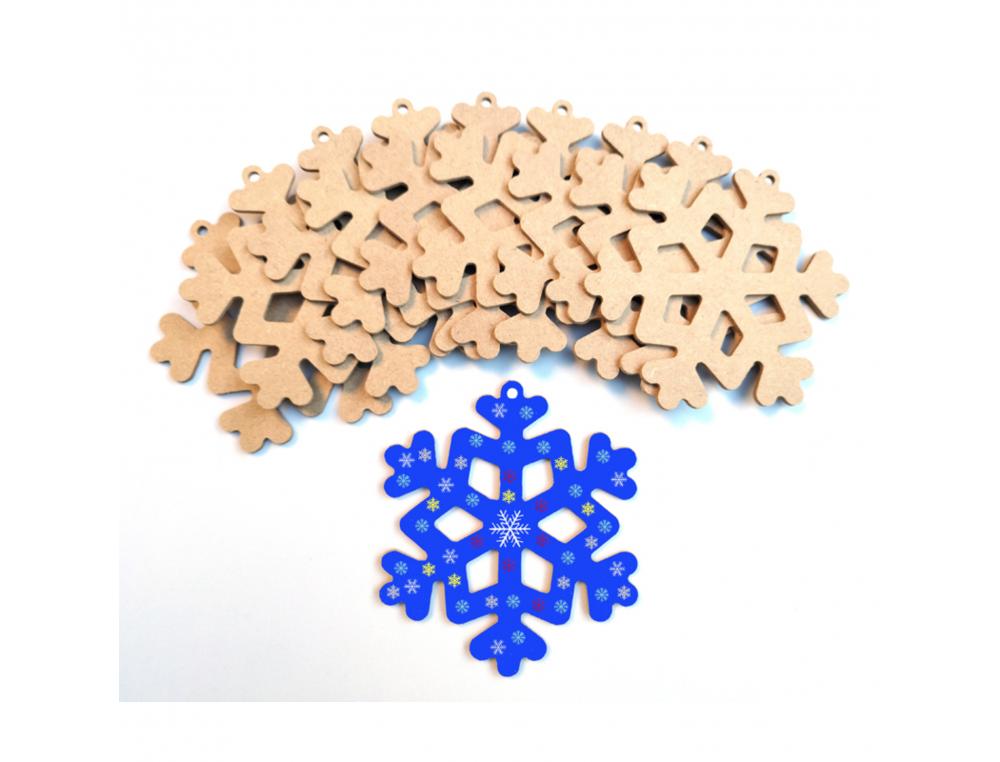 LOT D ETOILES DE NEIGE CULTURE CLUB EN BOIS AVEC     TROU DE SUSPENSION            12.9X12.3CM COLORIS NATUREL